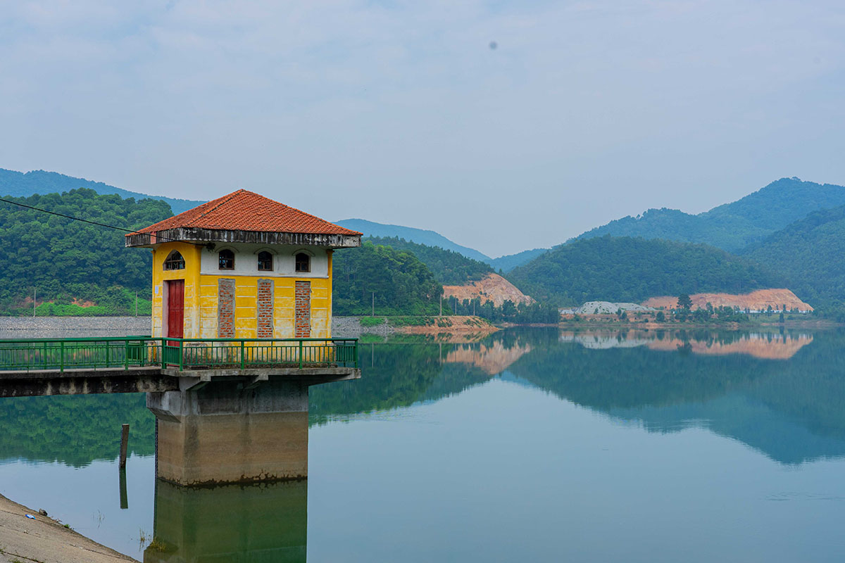 Hồ Xạ Hương