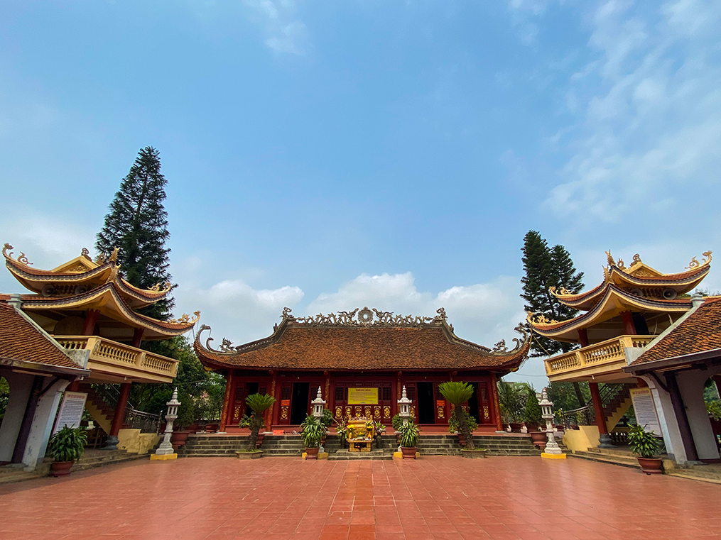 Đền Tiên