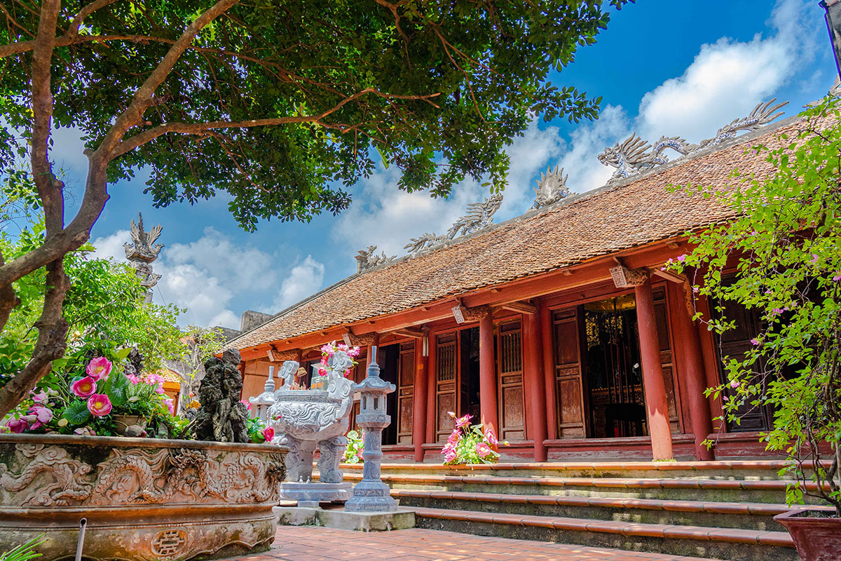 Đền Thánh Mẫu